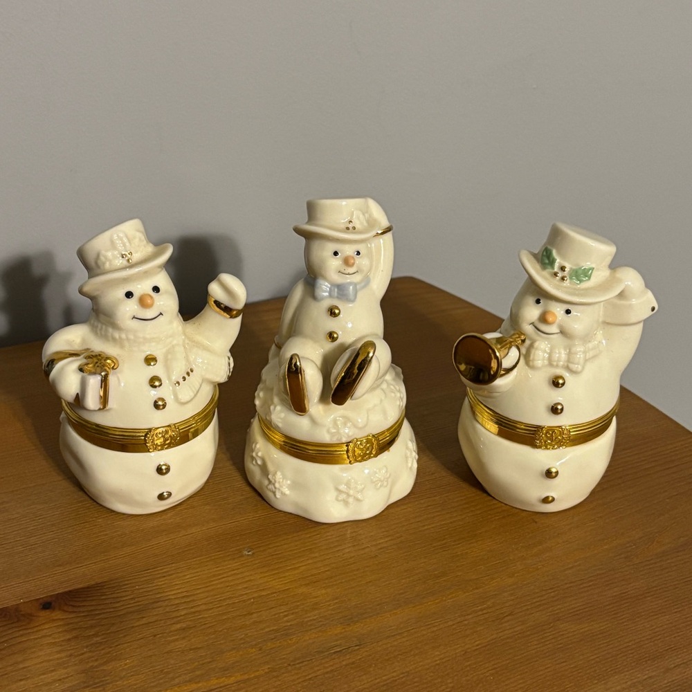 Lenox Treasures Snowmen Trinket Statues With Charms